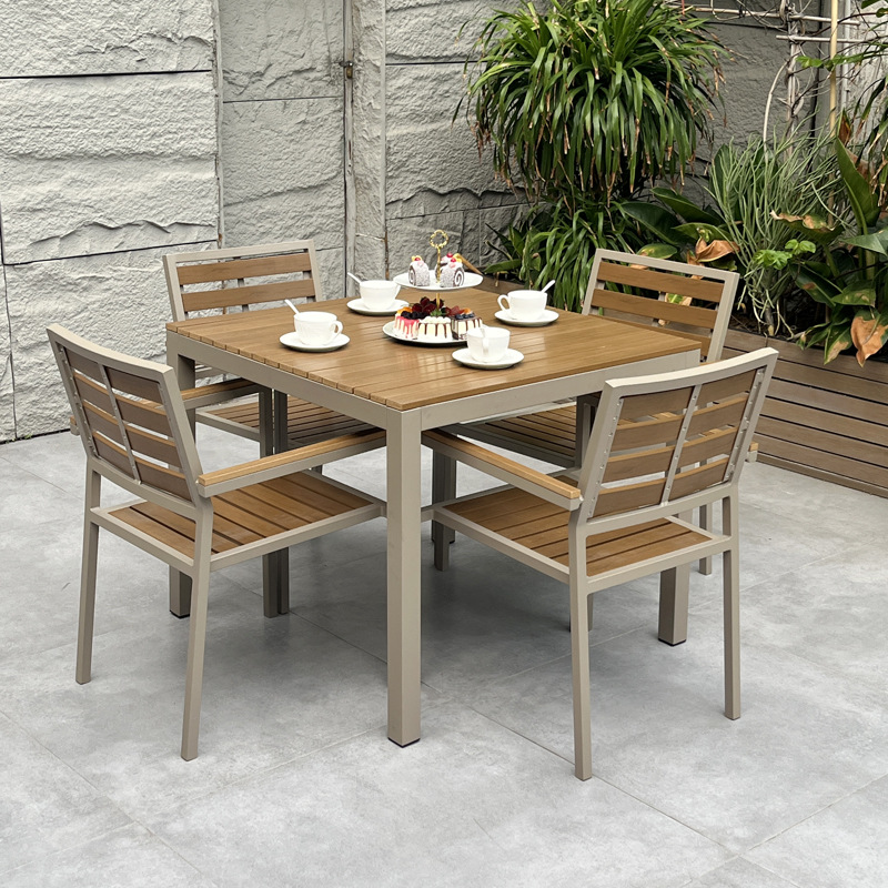 Život vonku na vzostupe – Lenatees uvádza na trh novú kolekciu lanových pohoviek pre rafinovaný vonkajší zážitok Život vonku na vzostupe – Lenatees uvádza na trh novú kolekciu lanových pohoviek pre rafinovaný vonkajší zážitok